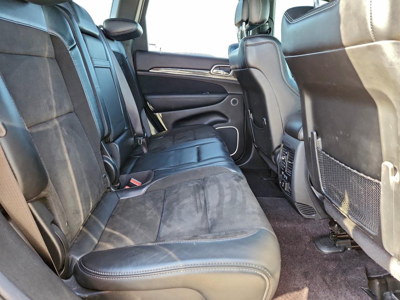 2019 Jeep Grand Cherokee Srt-8 - zdjęcie 10