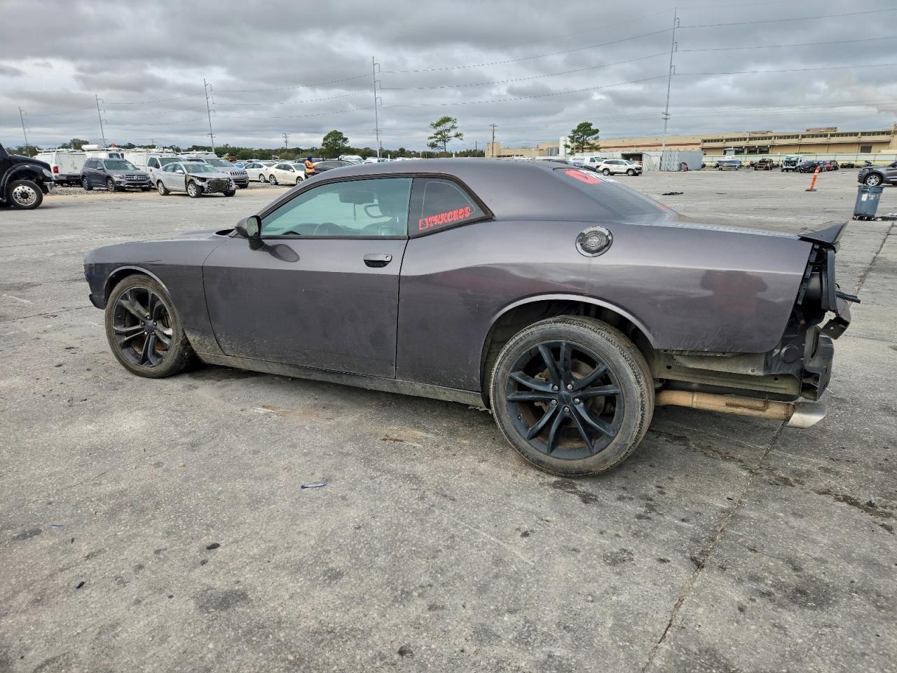 2020 Dodge Challenger R/T - zdjęcie 2