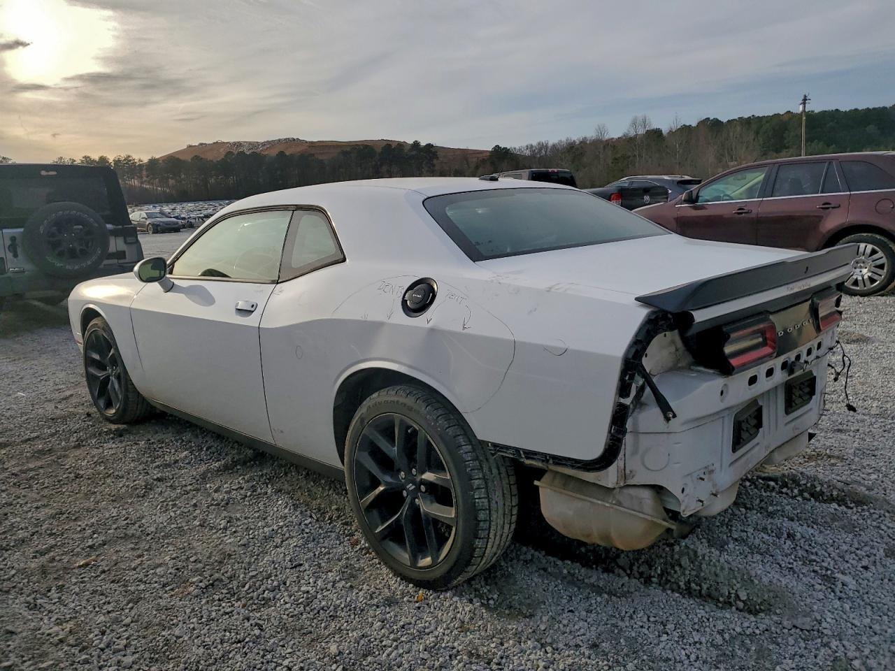 2019 Dodge Challenger Sxt - zdjęcie 2