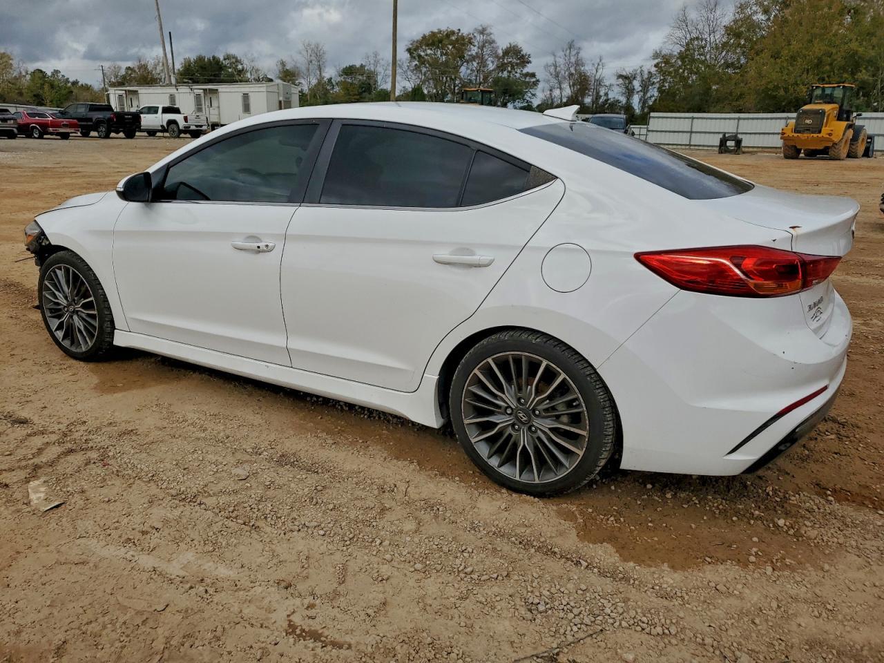 2017 Hyundai Elantra Sport - zdjęcie 2