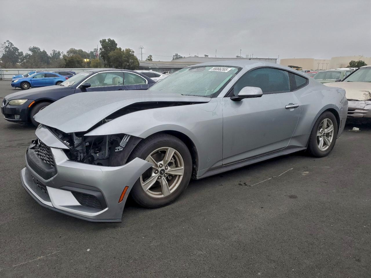 2024 Ford Mustang - zdjęcie główne