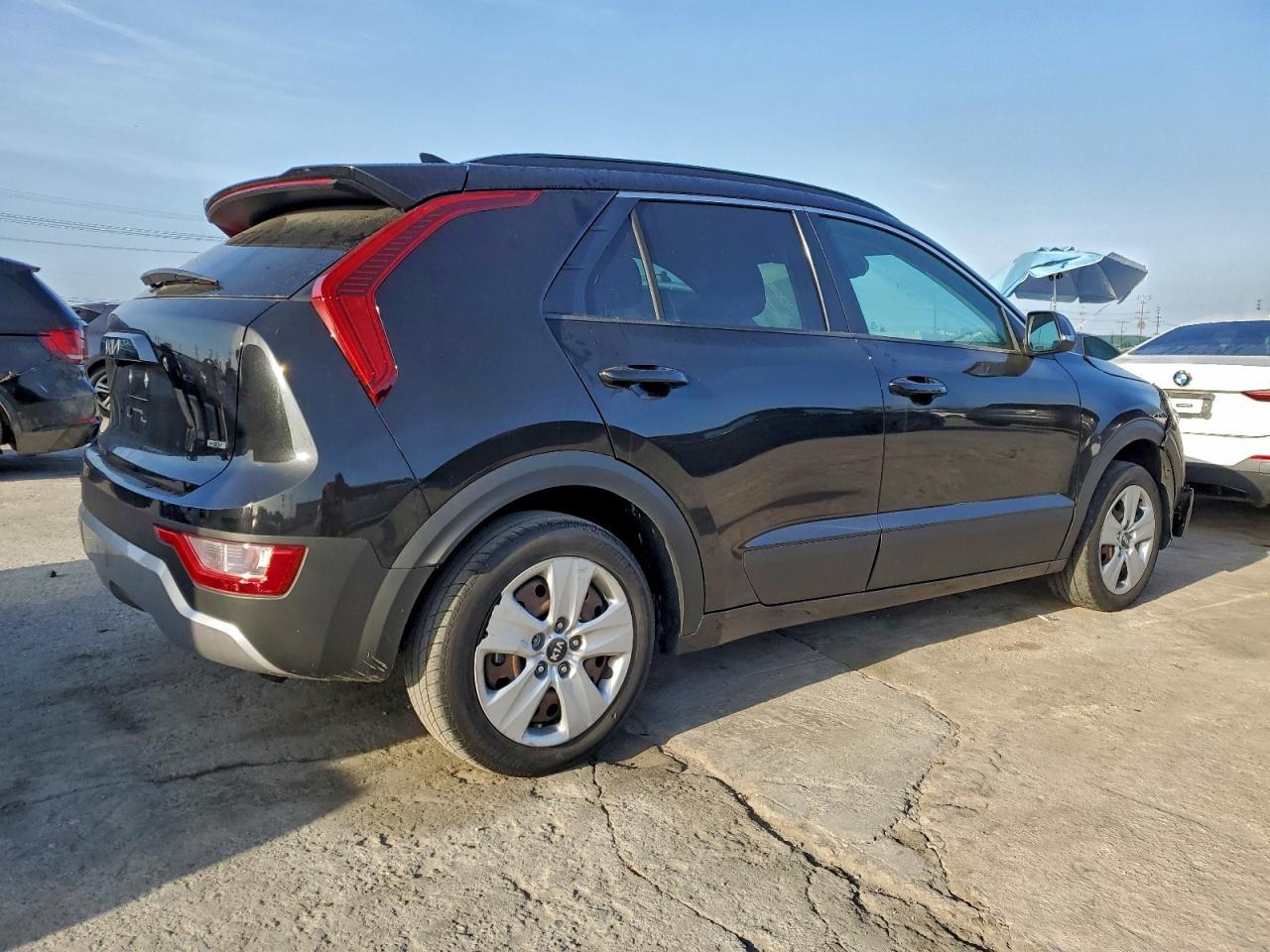 2025 Kia Niro Ex - zdjęcie 3