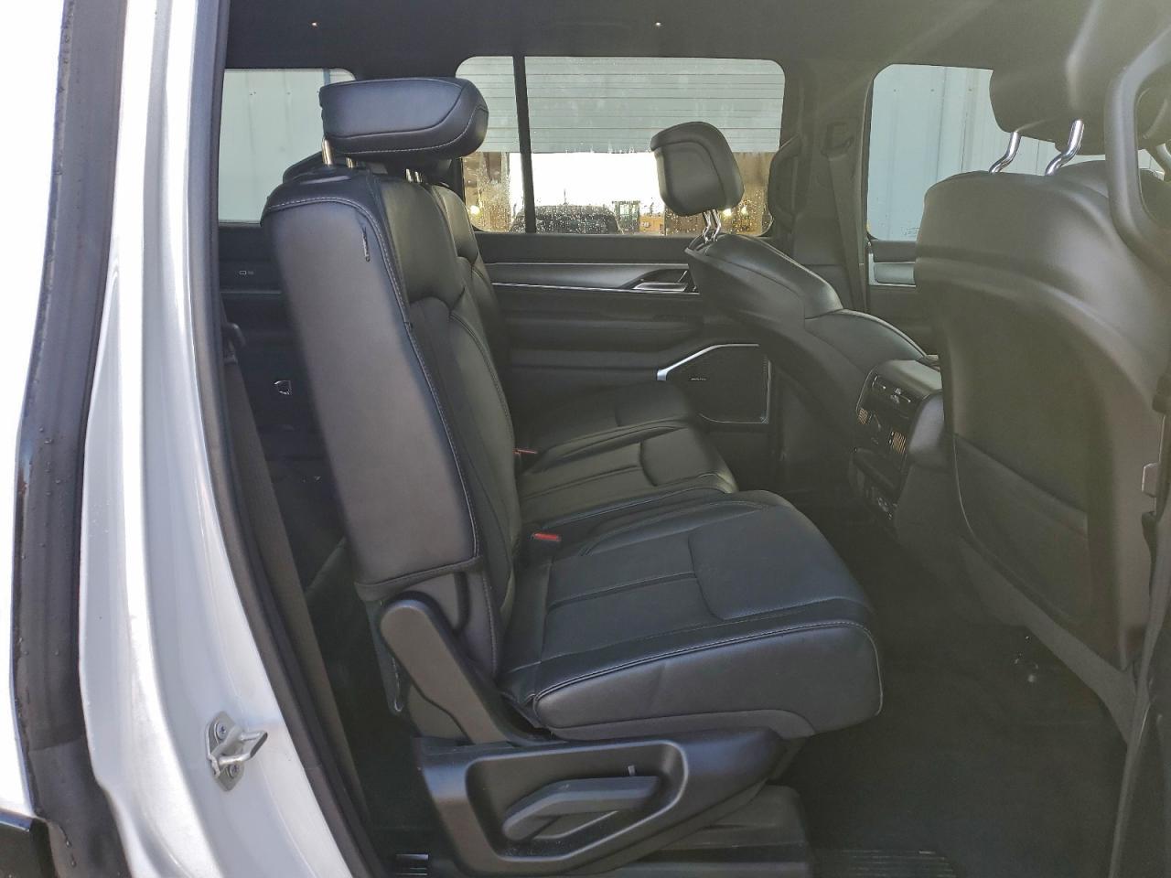 2023 Jeep Wagoneer Series Ii - zdjęcie 11