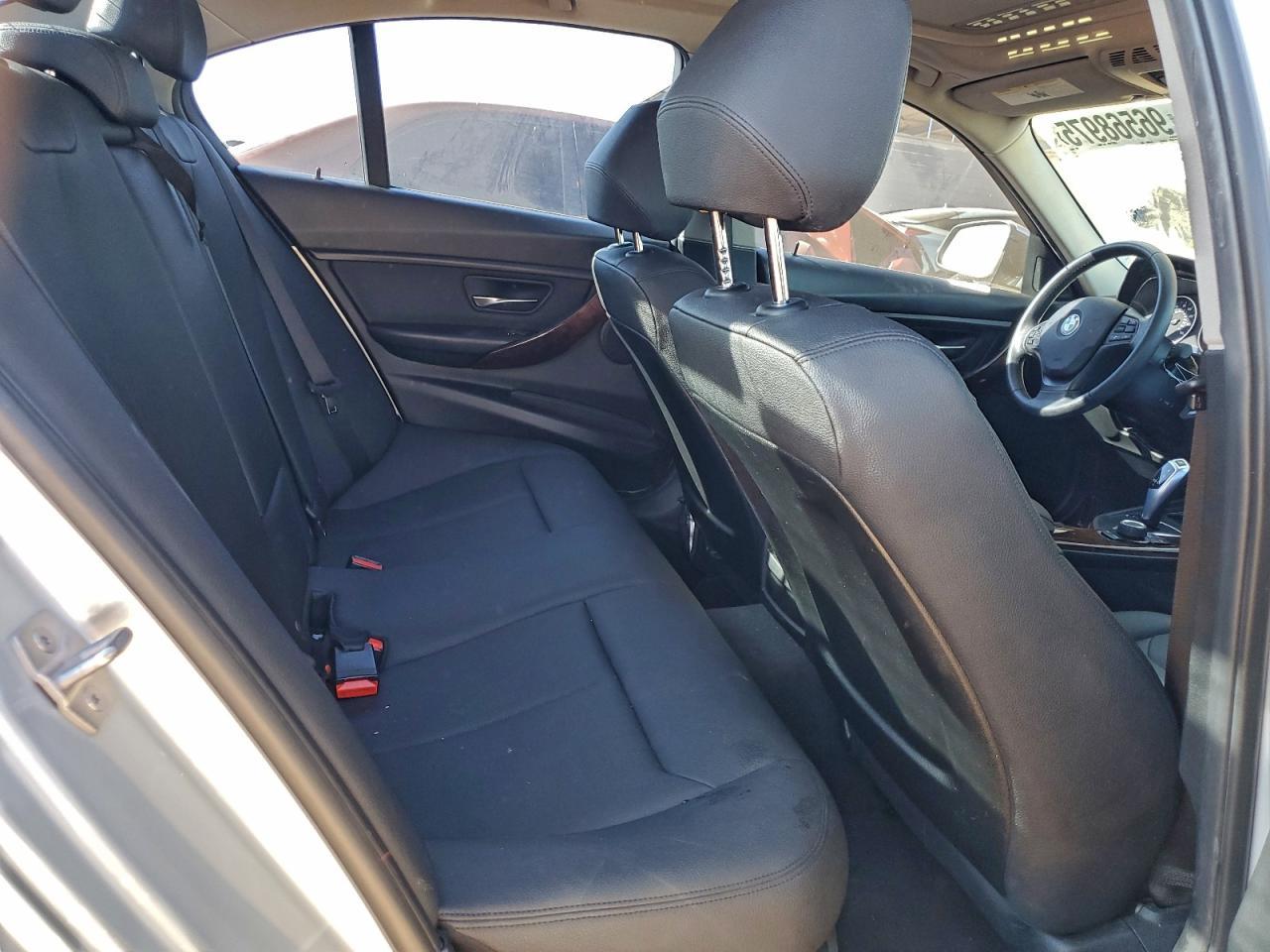 2018 BMW 320 I - zdjęcie 10