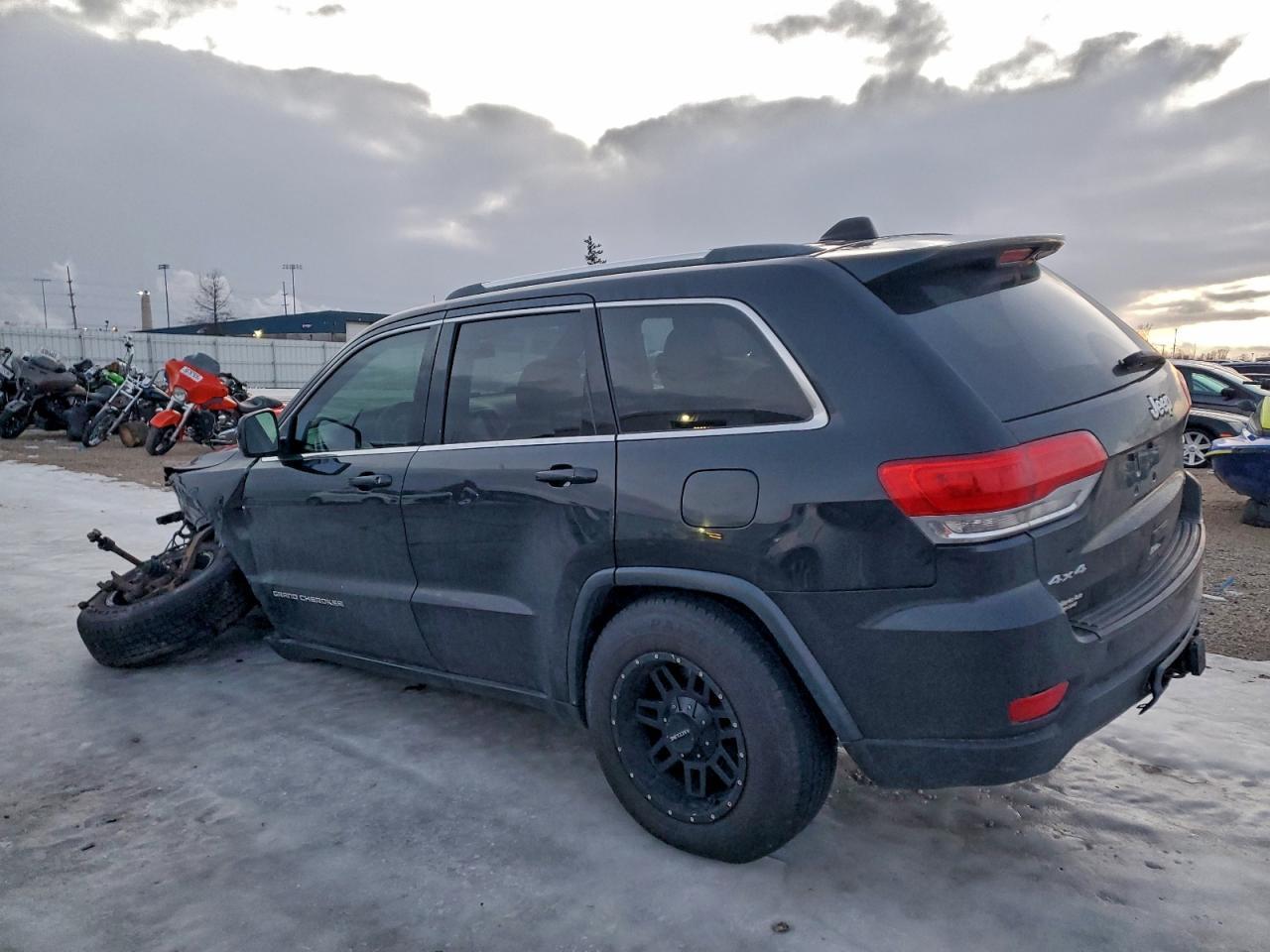 2014 Jeep Grand Cherokee Laredo - zdjęcie 2