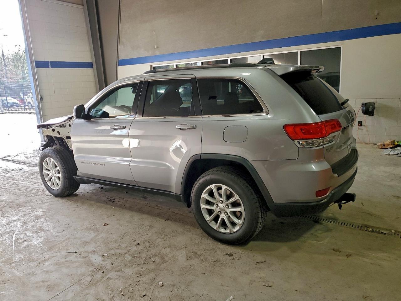 2015 Jeep Grand Cherokee Laredo - zdjęcie 2