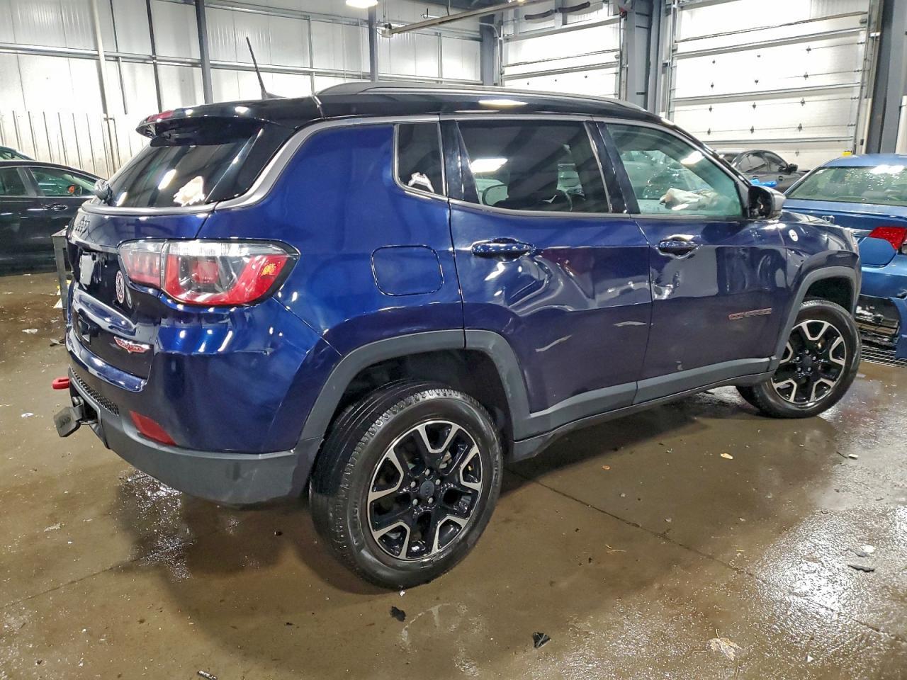 2019 Jeep Compass Trailhawk - zdjęcie 3