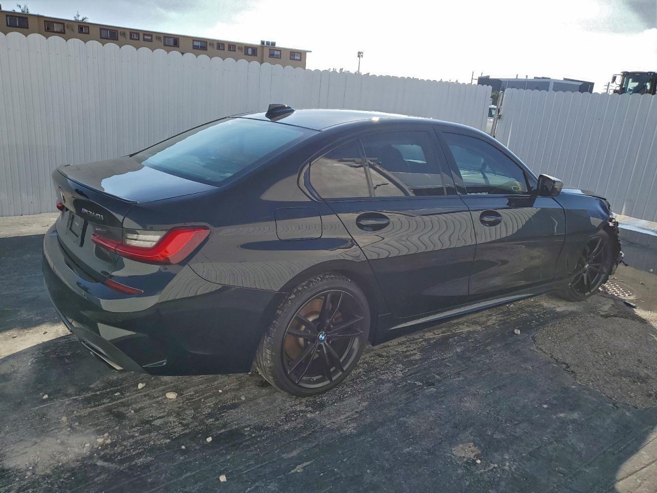 2021 BMW M340I - zdjęcie 3