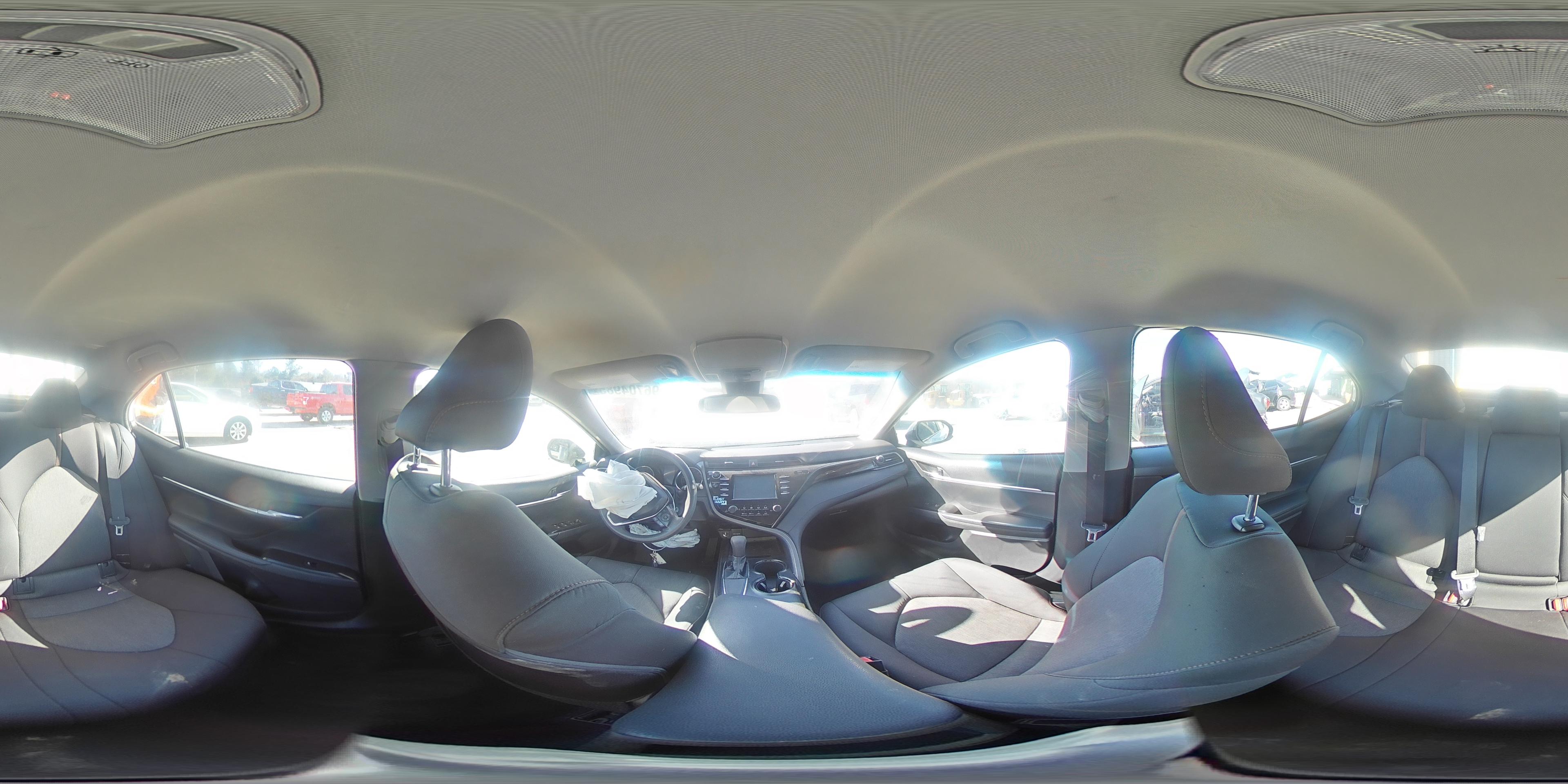 2019 Toyota Camry L - zdjęcie 14