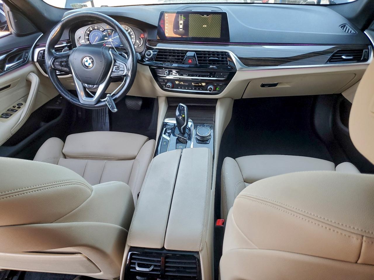 2018 BMW 530Xe - zdjęcie 8