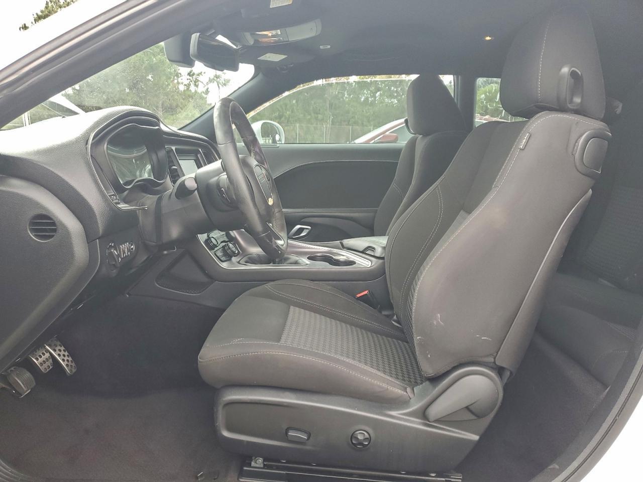 2018 Dodge Challenger R/T - zdjęcie 7