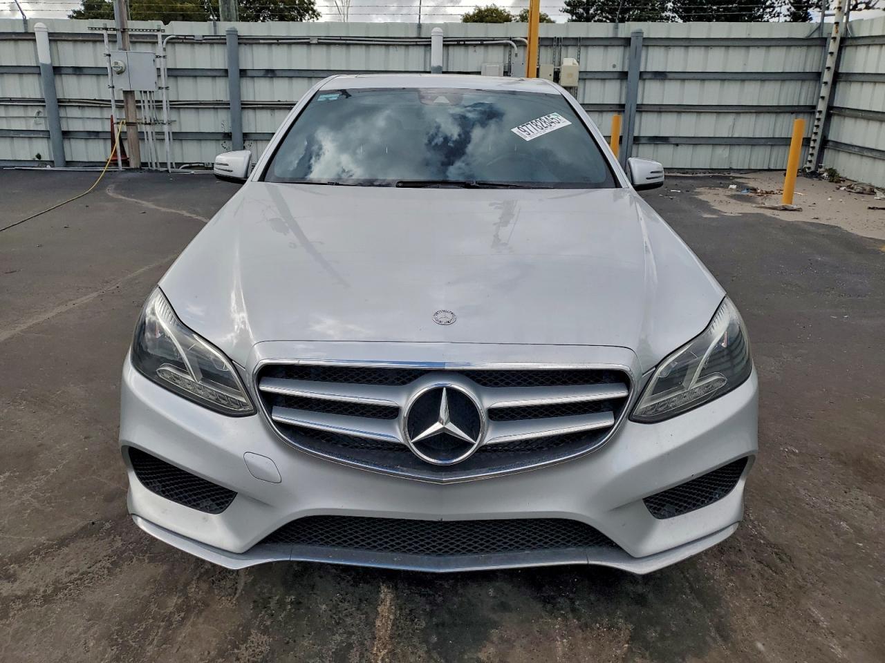 2014 Mercedes-Benz E 350 - zdjęcie 5