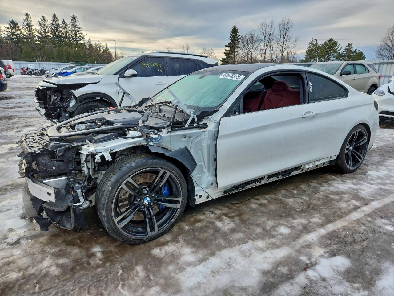 2015 BMW M4 - zdjęcie główne