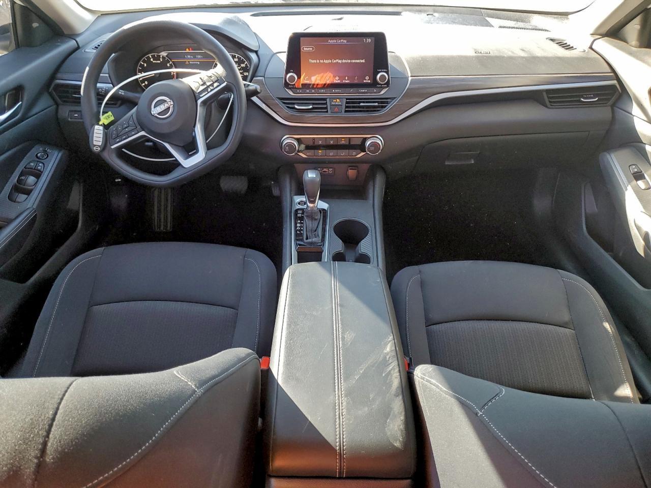 2025 Nissan Altima Sv - zdjęcie 15