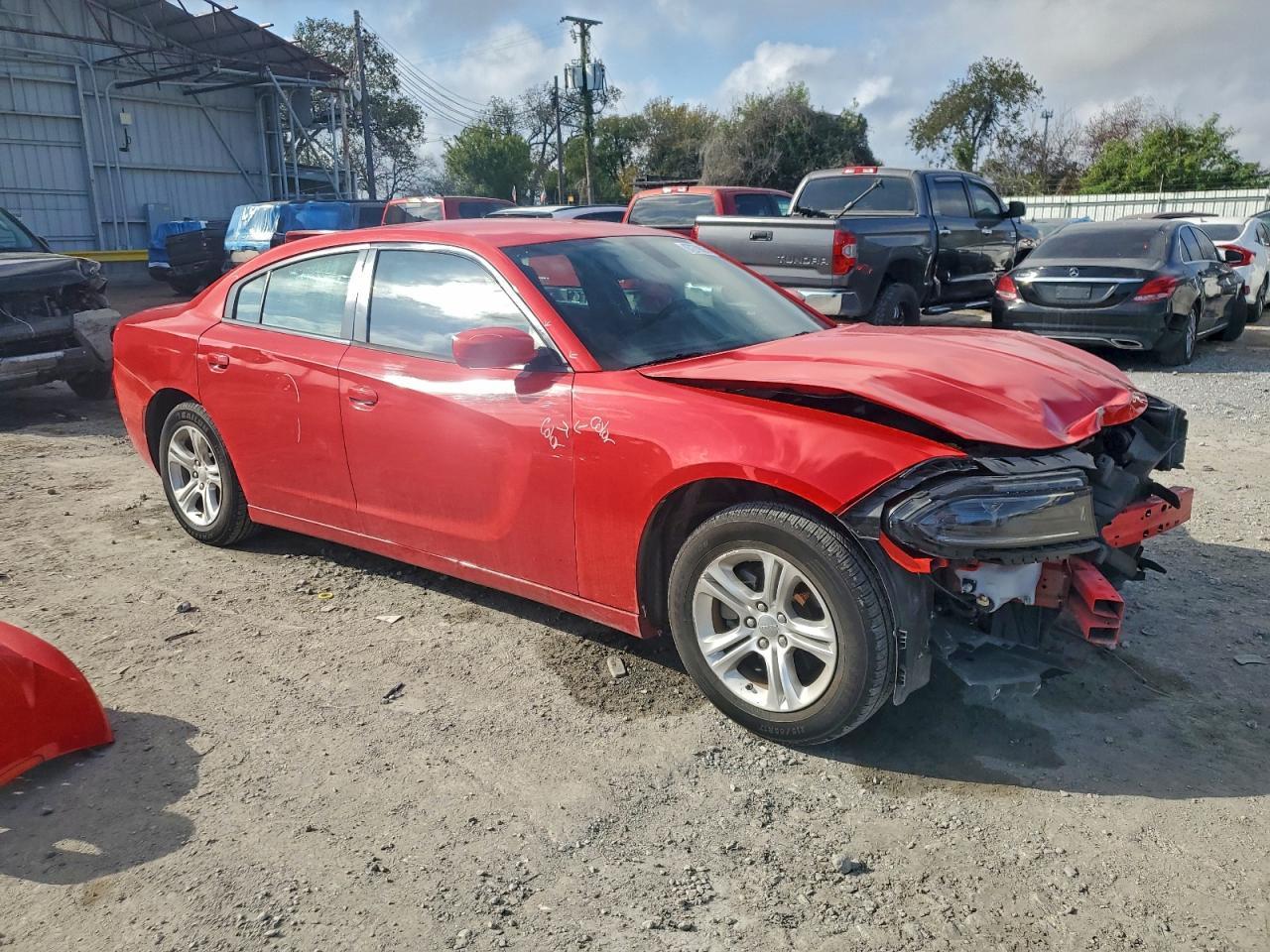 2022 Dodge Charger Sxt - zdjęcie 4