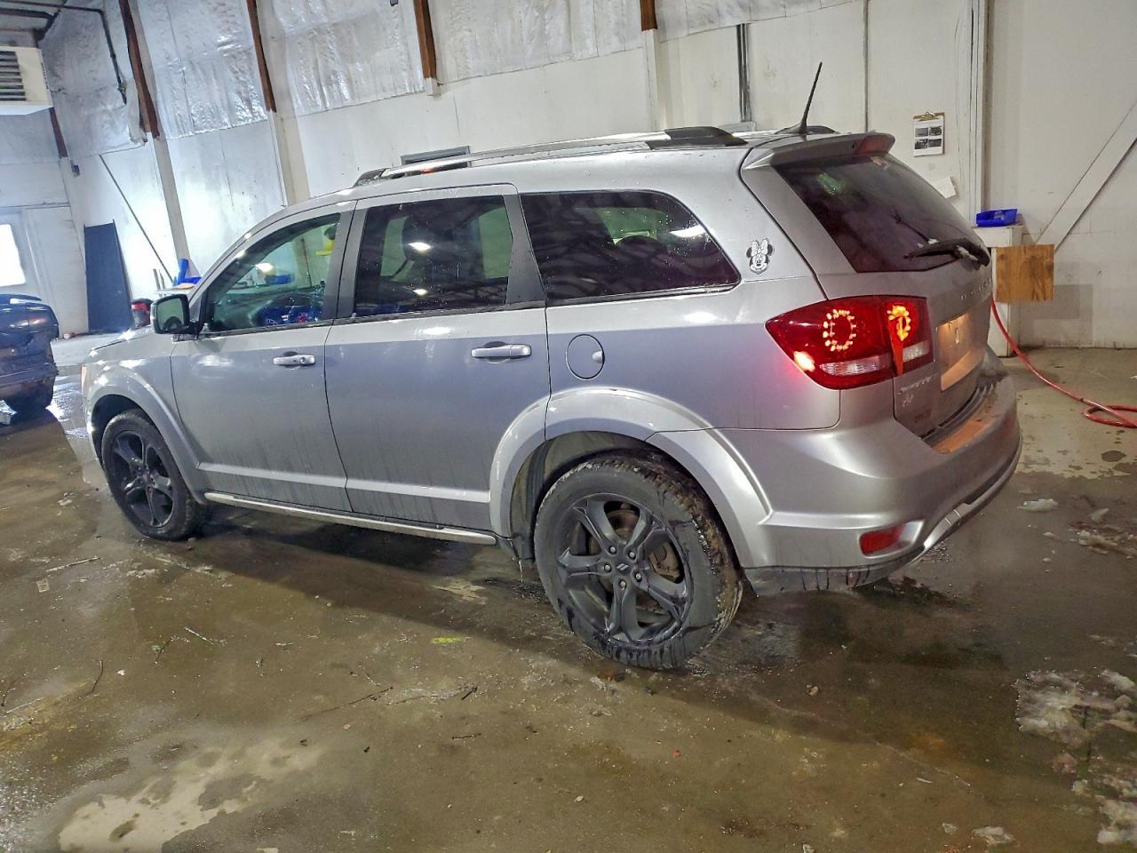2018 Dodge Journey Crossroad - zdjęcie 2