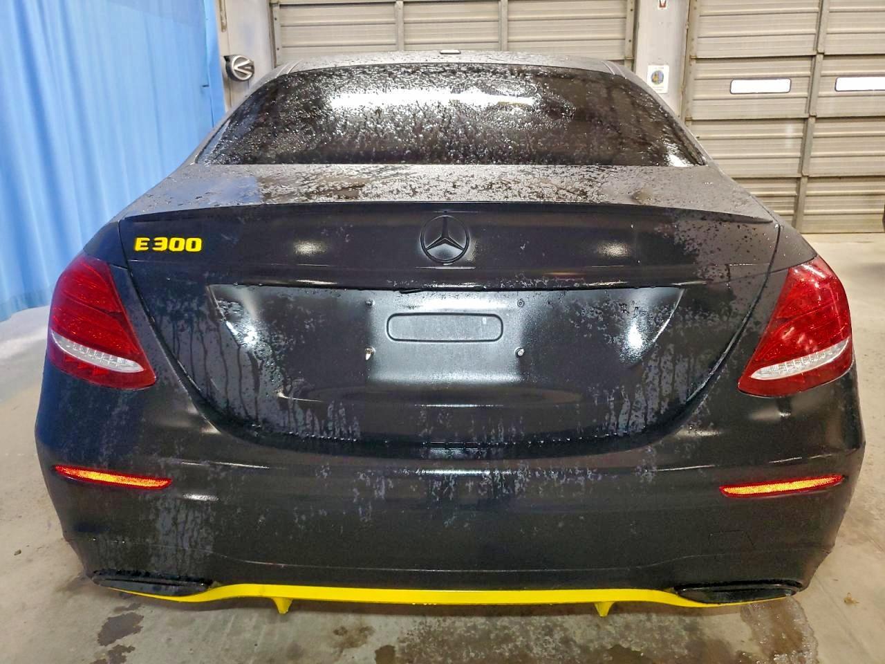 2019 Mercedes-Benz E 300 - zdjęcie 6