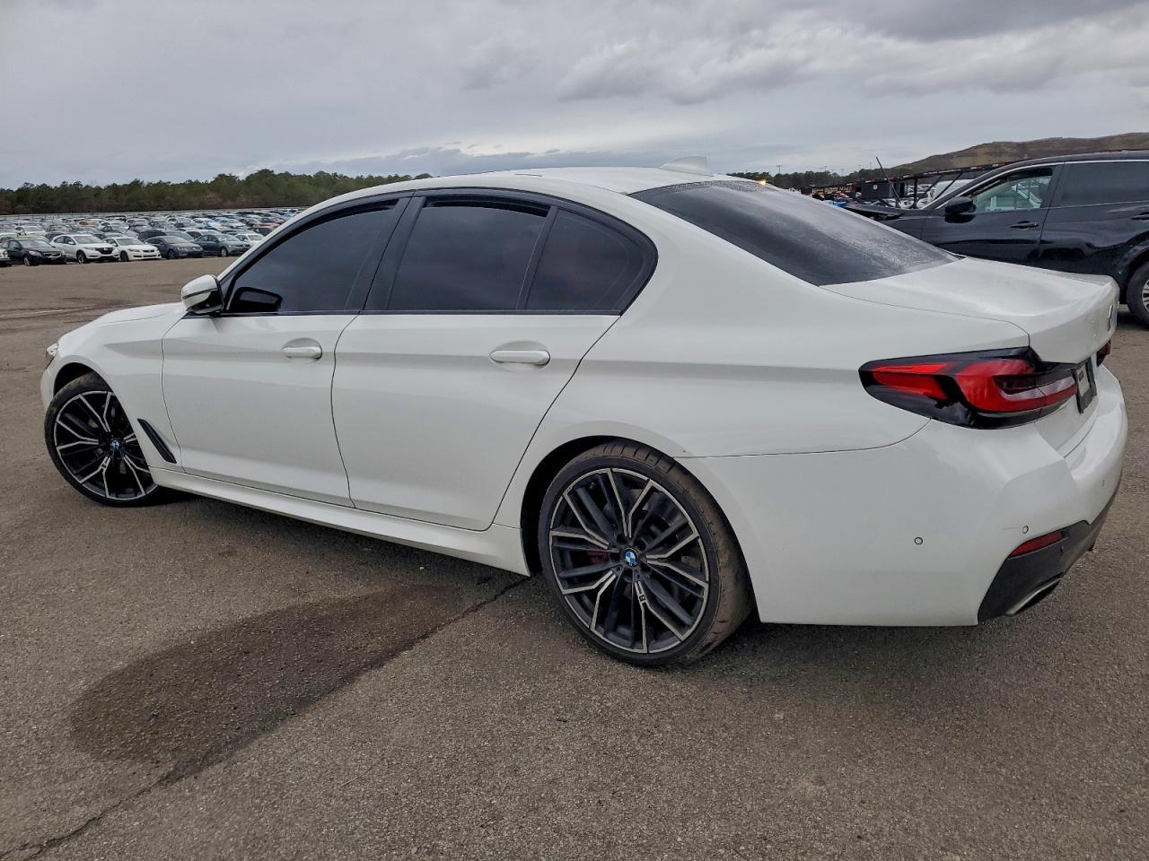 BMW Seria 5 - zdjęcie 2
