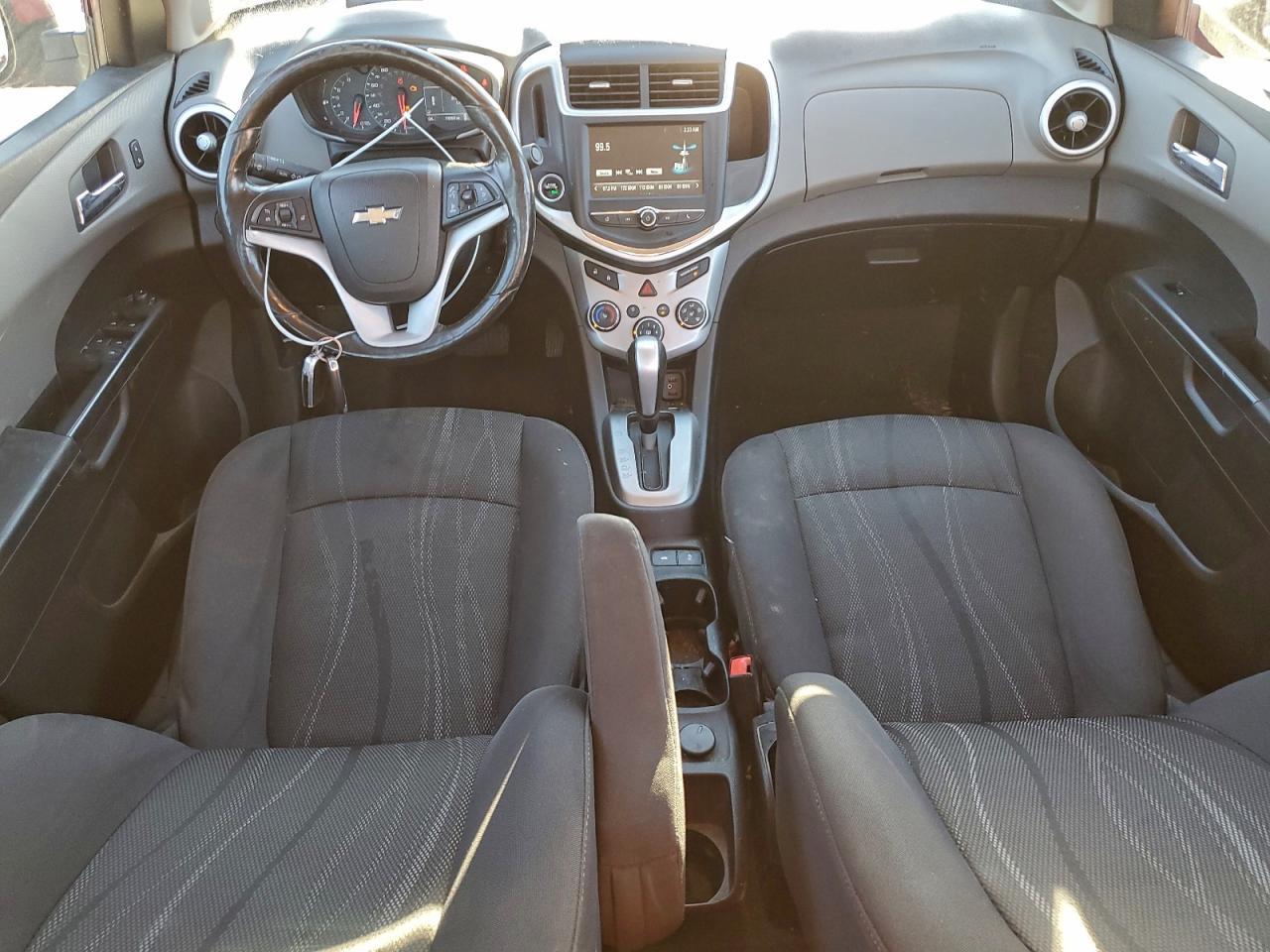 2017 Chevrolet Sonic Lt - zdjęcie 8