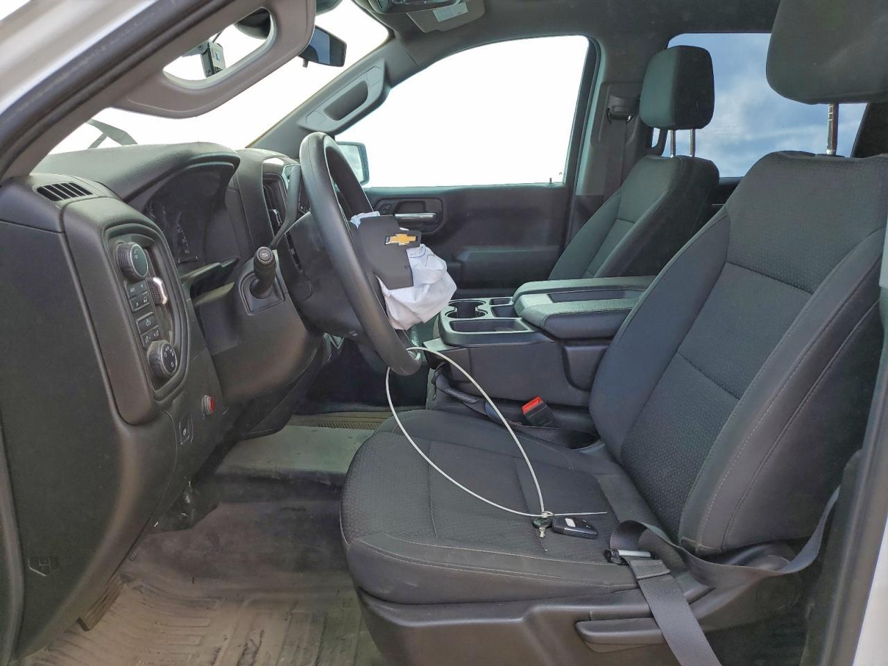 2024 Chevrolet Silverado K1500 - zdjęcie 7