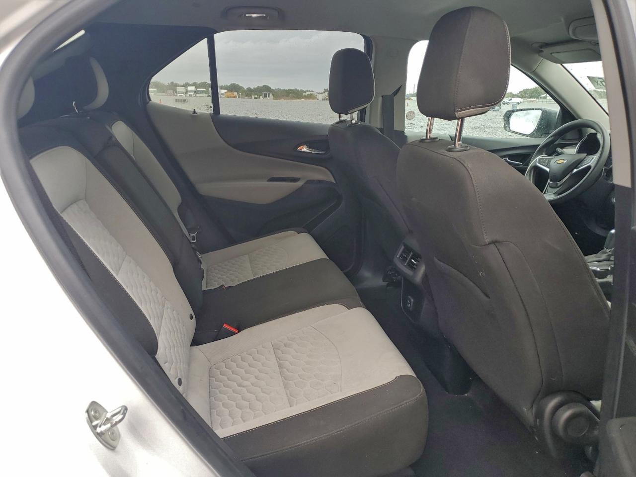 2019 Chevrolet Equinox Ls - zdjęcie 10