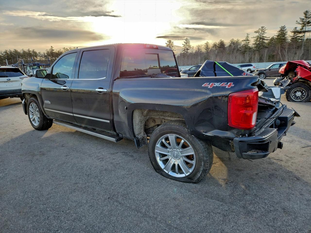2017 Chevrolet Silverado K1500 High Country - zdjęcie 2