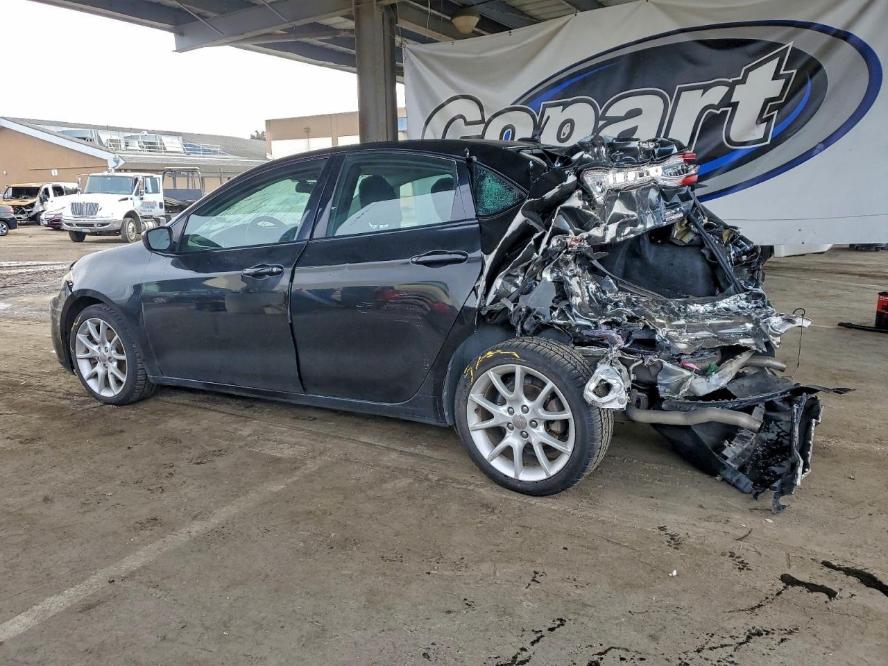 2013 Dodge Dart Sxt - zdjęcie 2