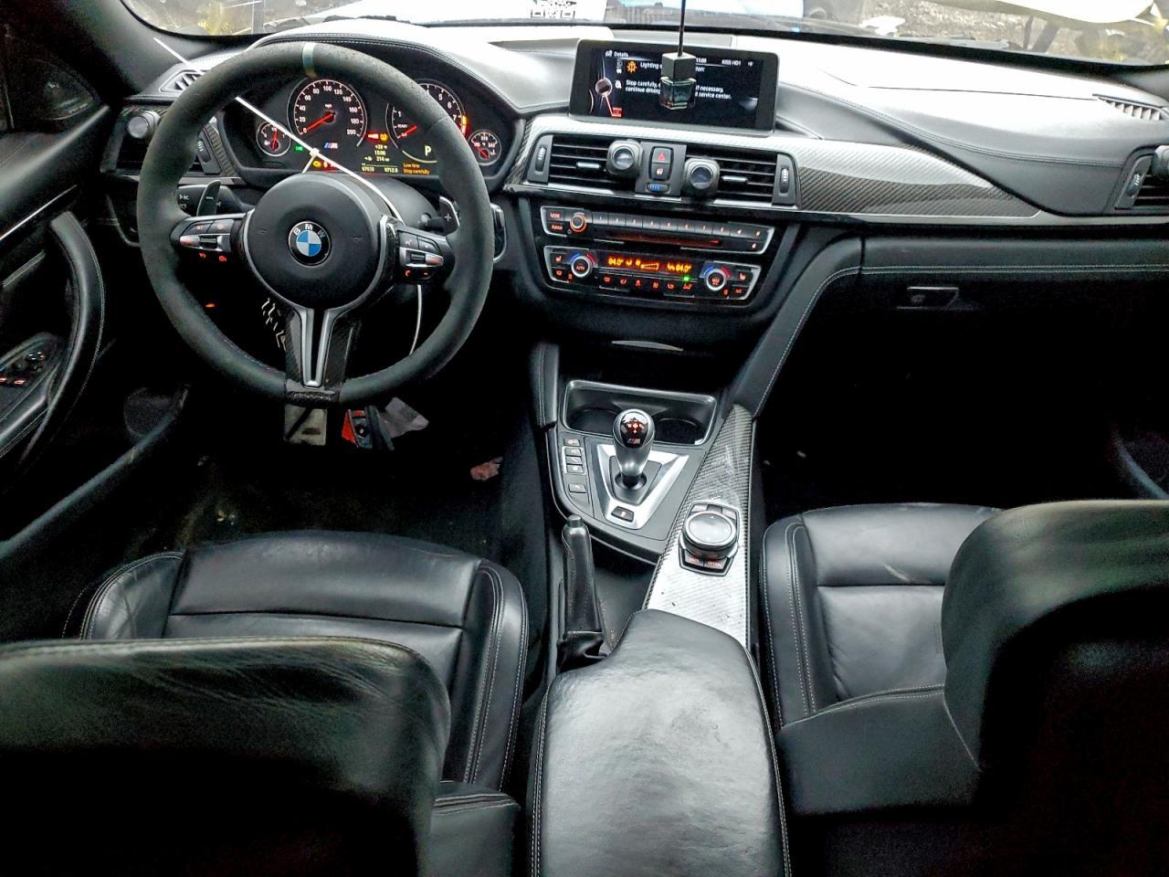 2015 BMW M4 - zdjęcie 8