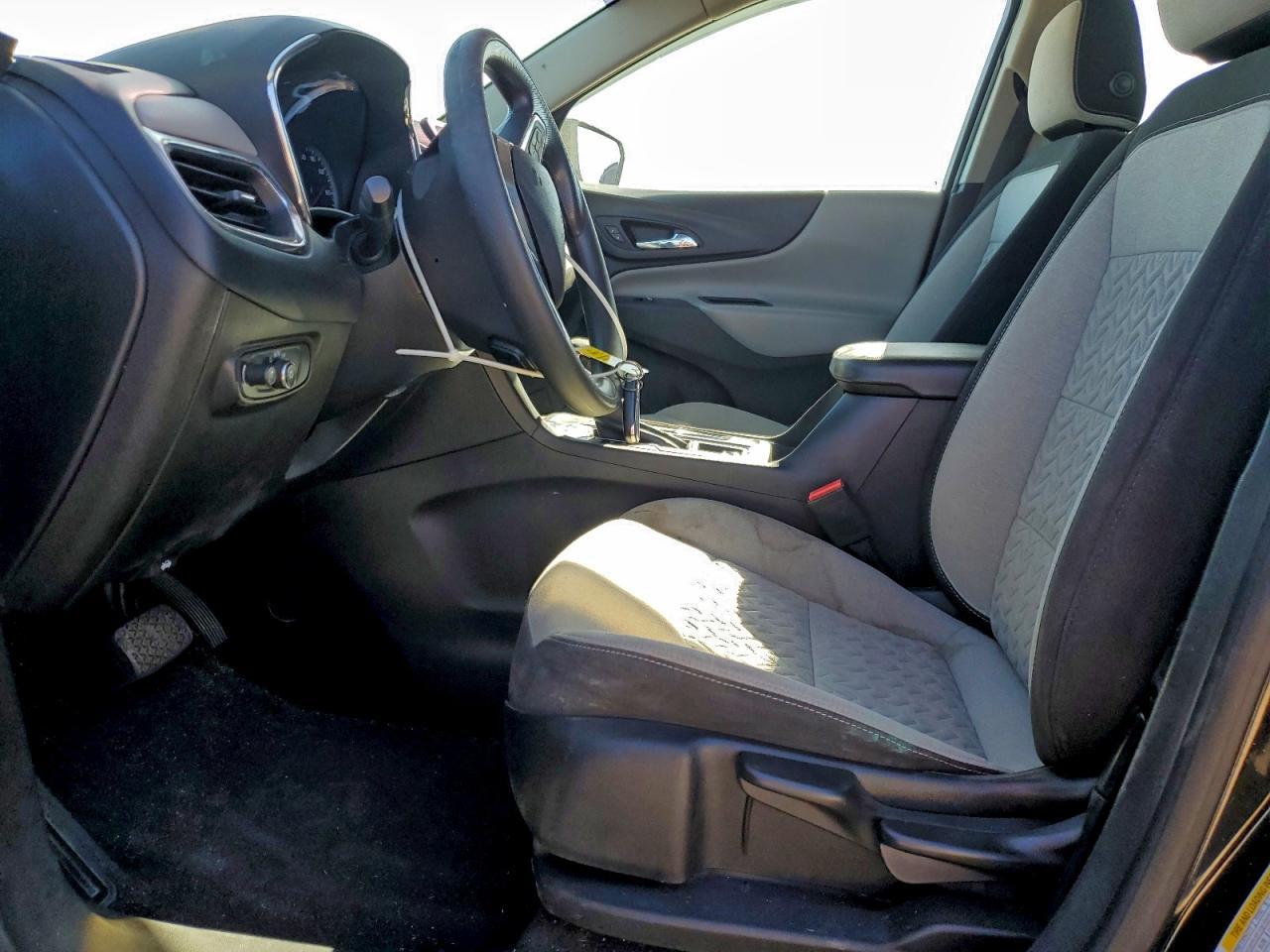 2022 Chevrolet Equinox Ls - zdjęcie 7