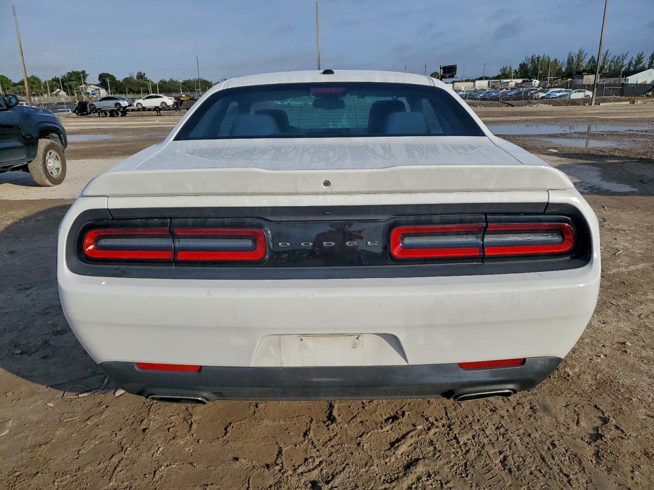 2019 Dodge Challenger Sxt - zdjęcie 6