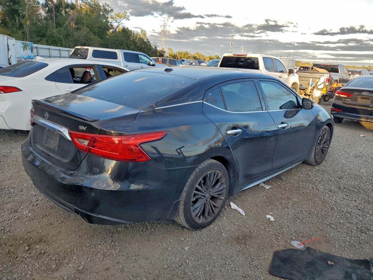 2017 Nissan Maxima 3.5S - zdjęcie 3