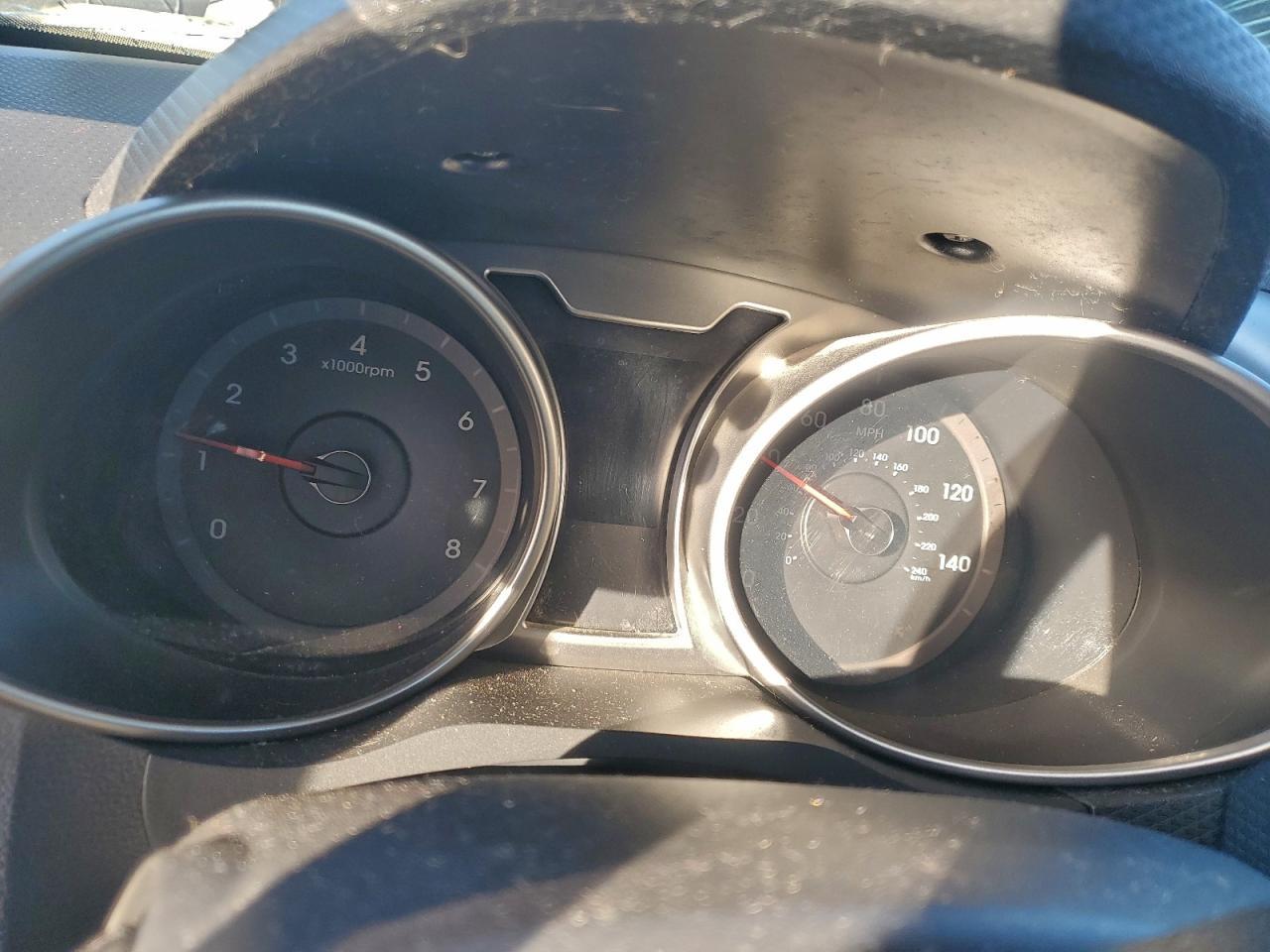 2013 Hyundai Veloster - zdjęcie 9