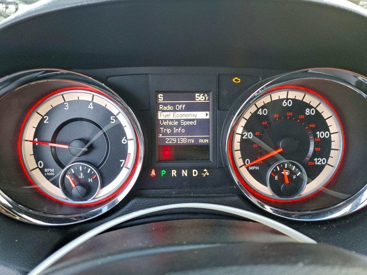 2015 Dodge Grand Caravan R/T - zdjęcie 9