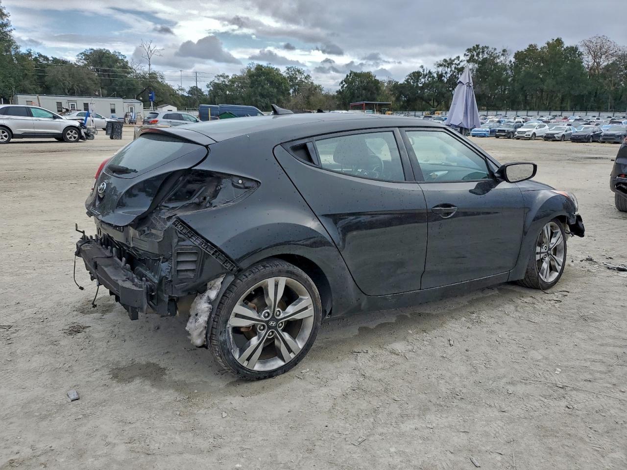 2017 Hyundai Veloster - zdjęcie 3