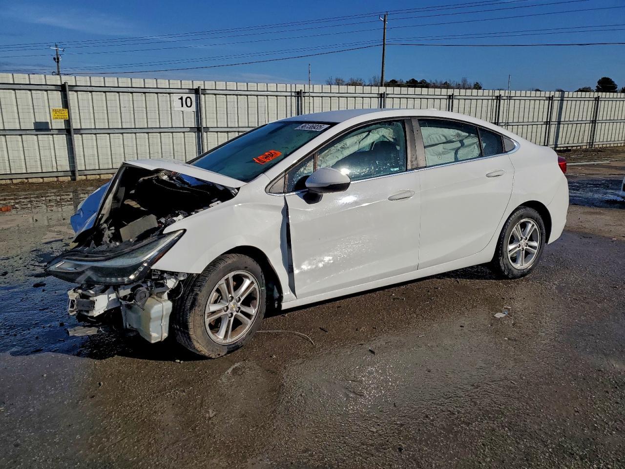 2018 Chevrolet Cruze Lt - zdjęcie główne