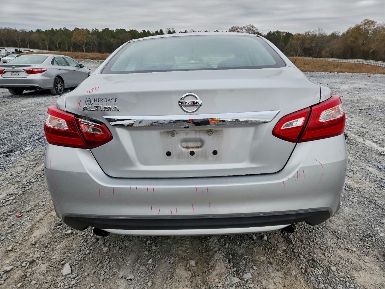 2017 Nissan Altima 2.5 - zdjęcie 6