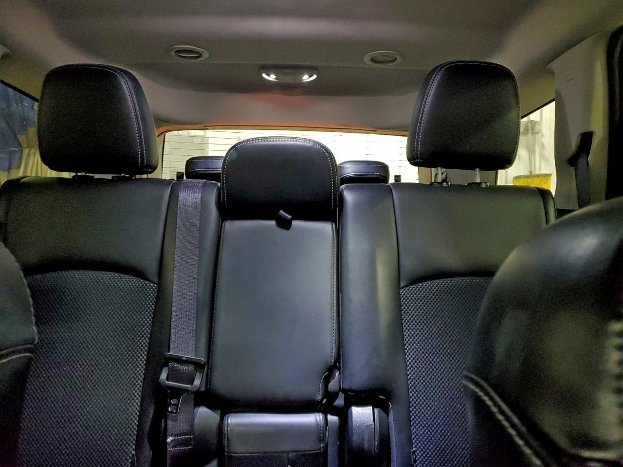 2015 Dodge Journey Crossroad - zdjęcie 10