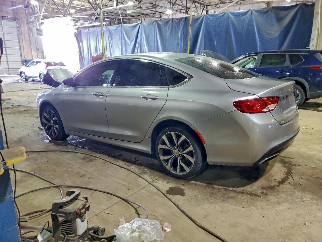 2016 Chrysler 200 C - zdjęcie 2