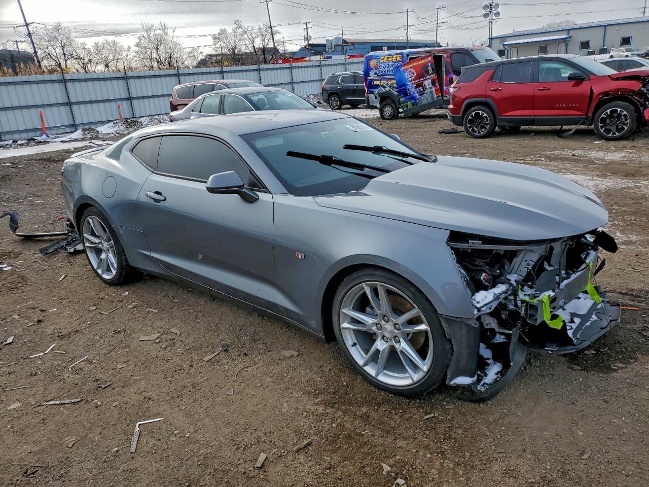 2021 Chevrolet Camaro Ls - zdjęcie 4