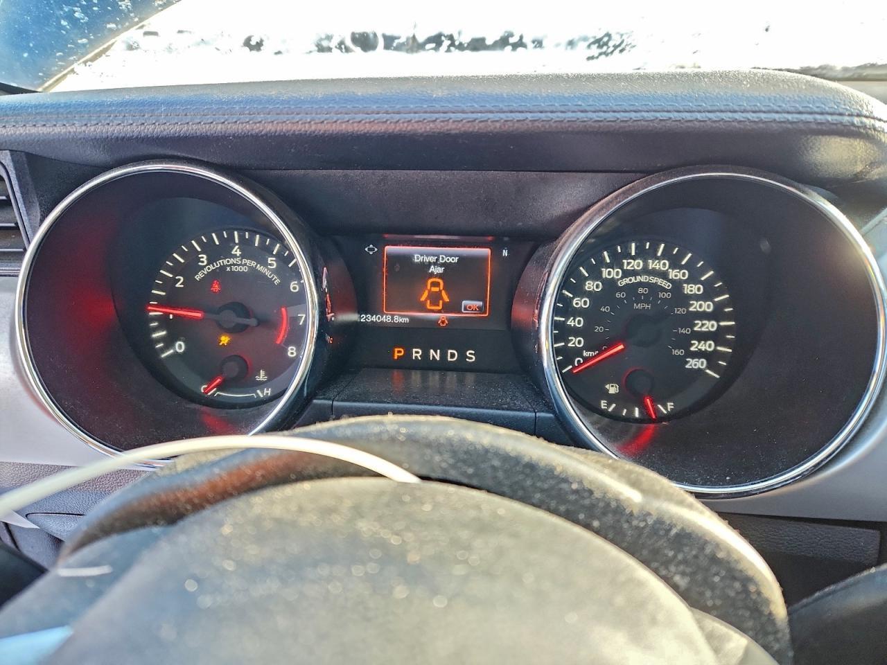 2016 Ford Mustang - zdjęcie 9