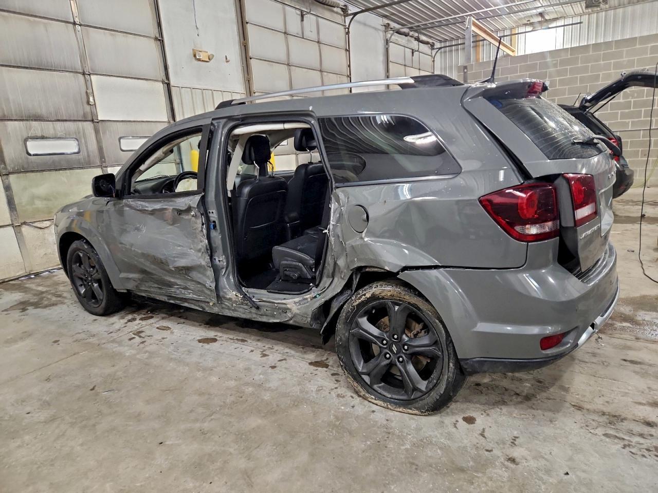 2020 Dodge Journey Crossroad - zdjęcie 2