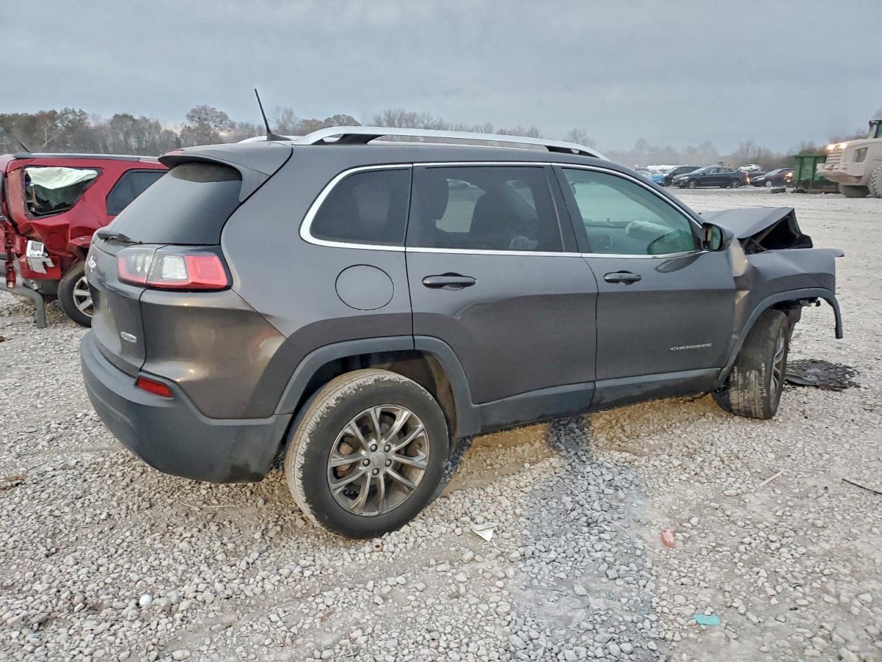 2019 Jeep Cherokee Latitude Plus - zdjęcie 3