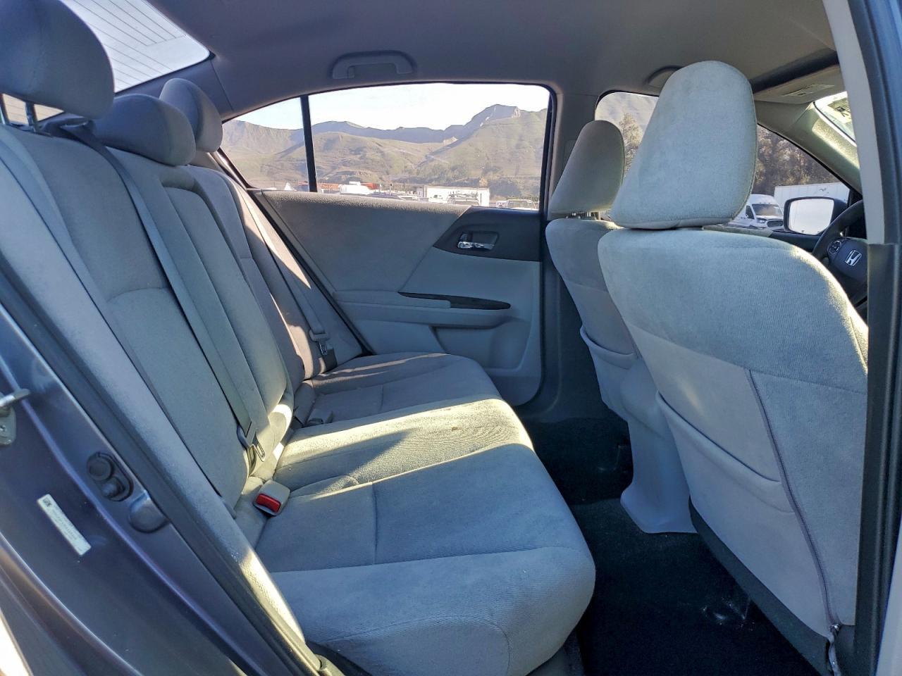 2013 Honda Accord Lx - zdjęcie 10