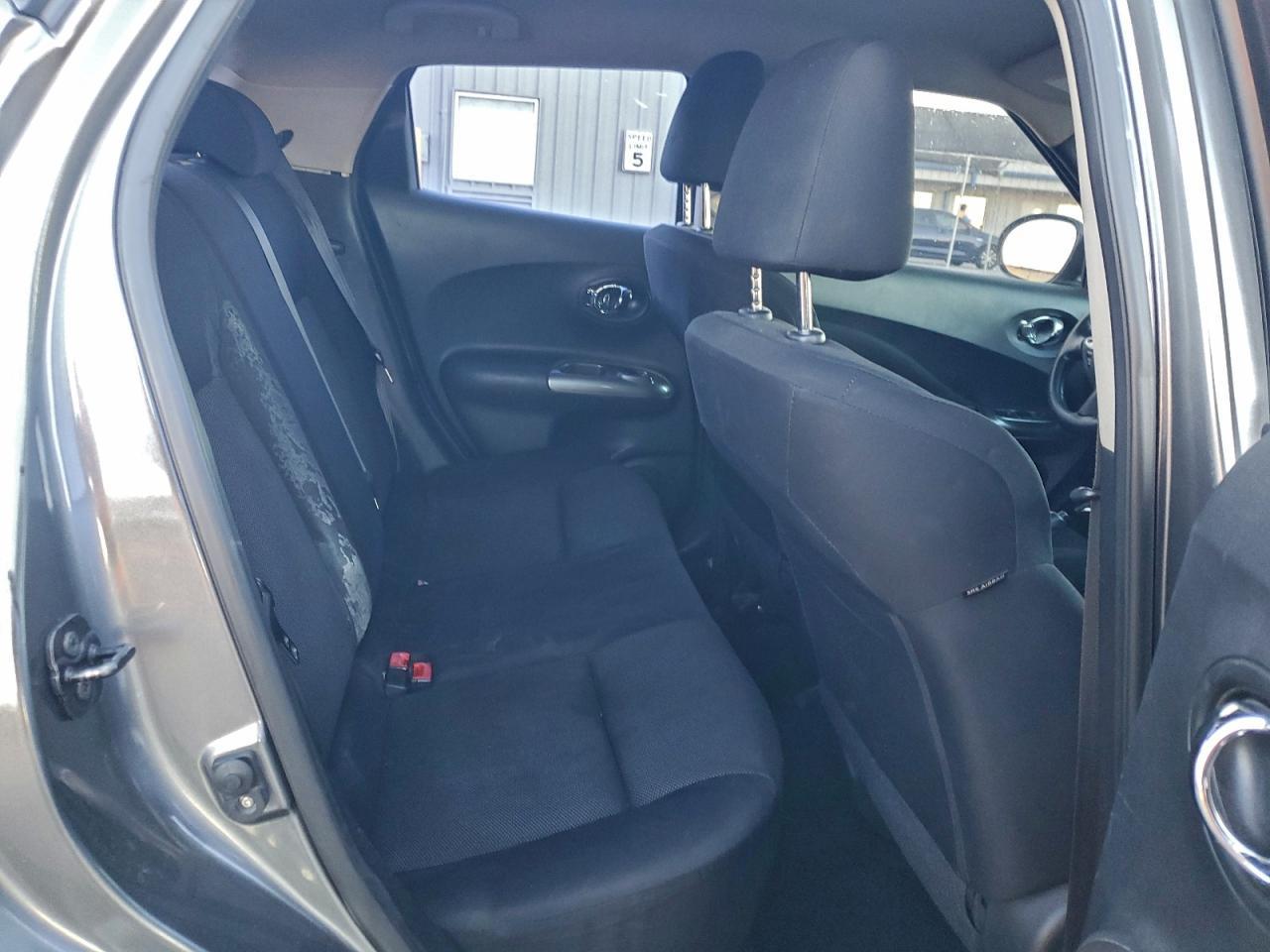 2013 Nissan Juke S - zdjęcie 10