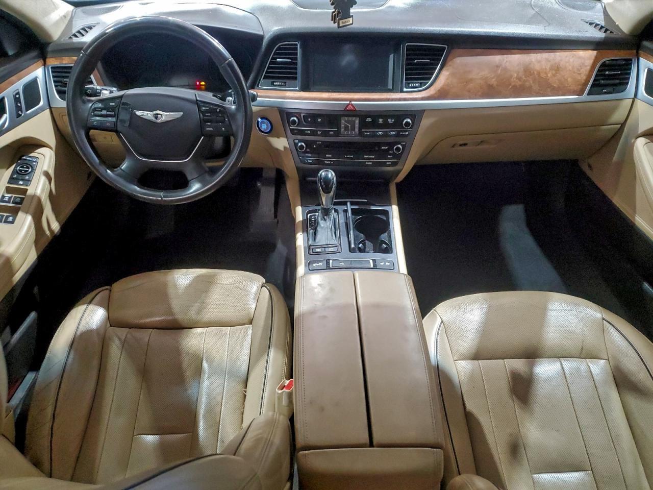 2015 Hyundai Genesis 5.0L - zdjęcie 8