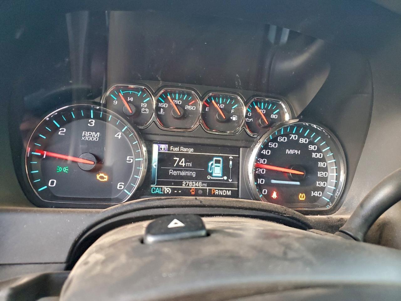 2015 Chevrolet Suburban C1500 Lt - zdjęcie 9