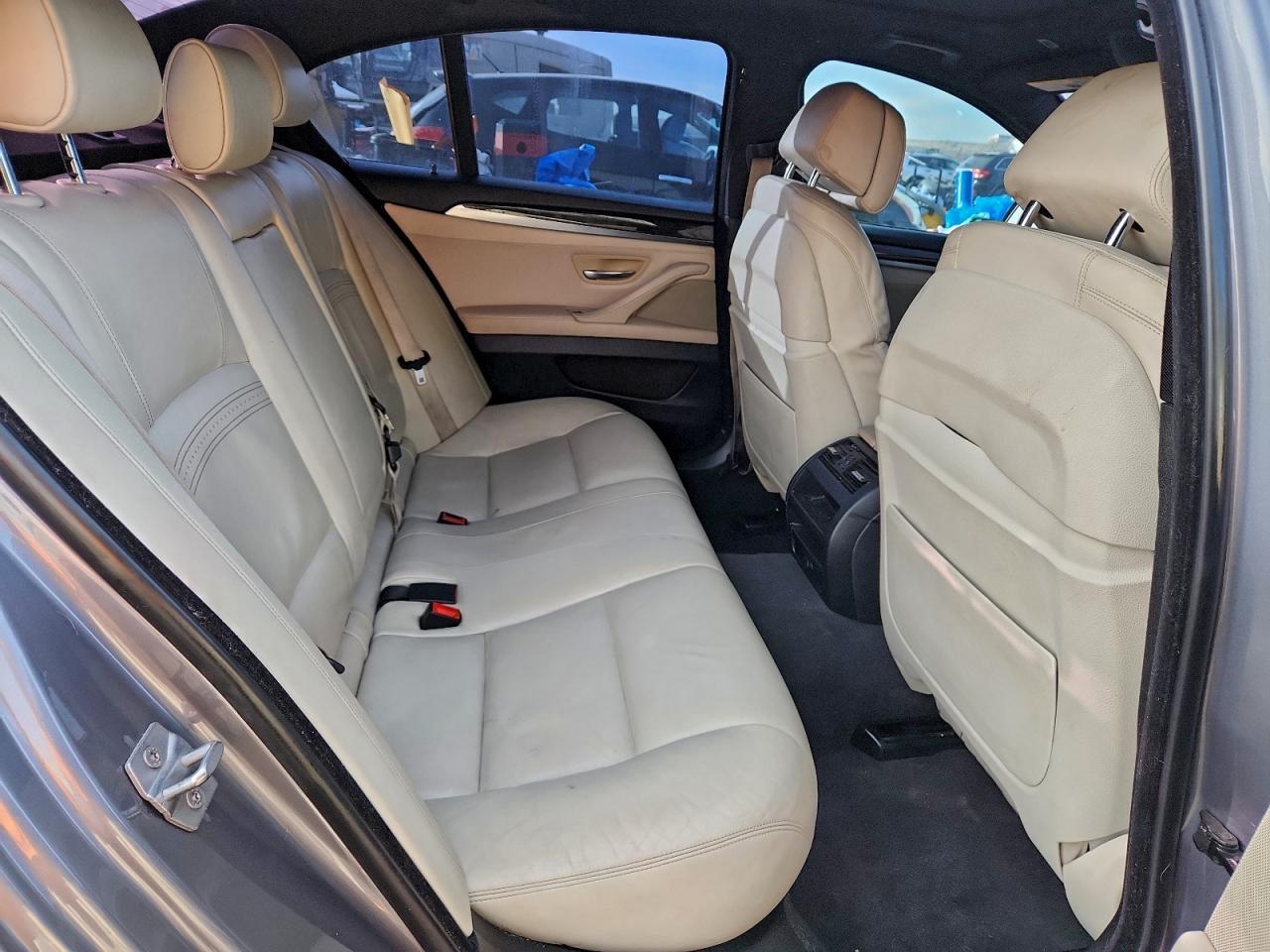 2016 BMW 535 I - zdjęcie 10