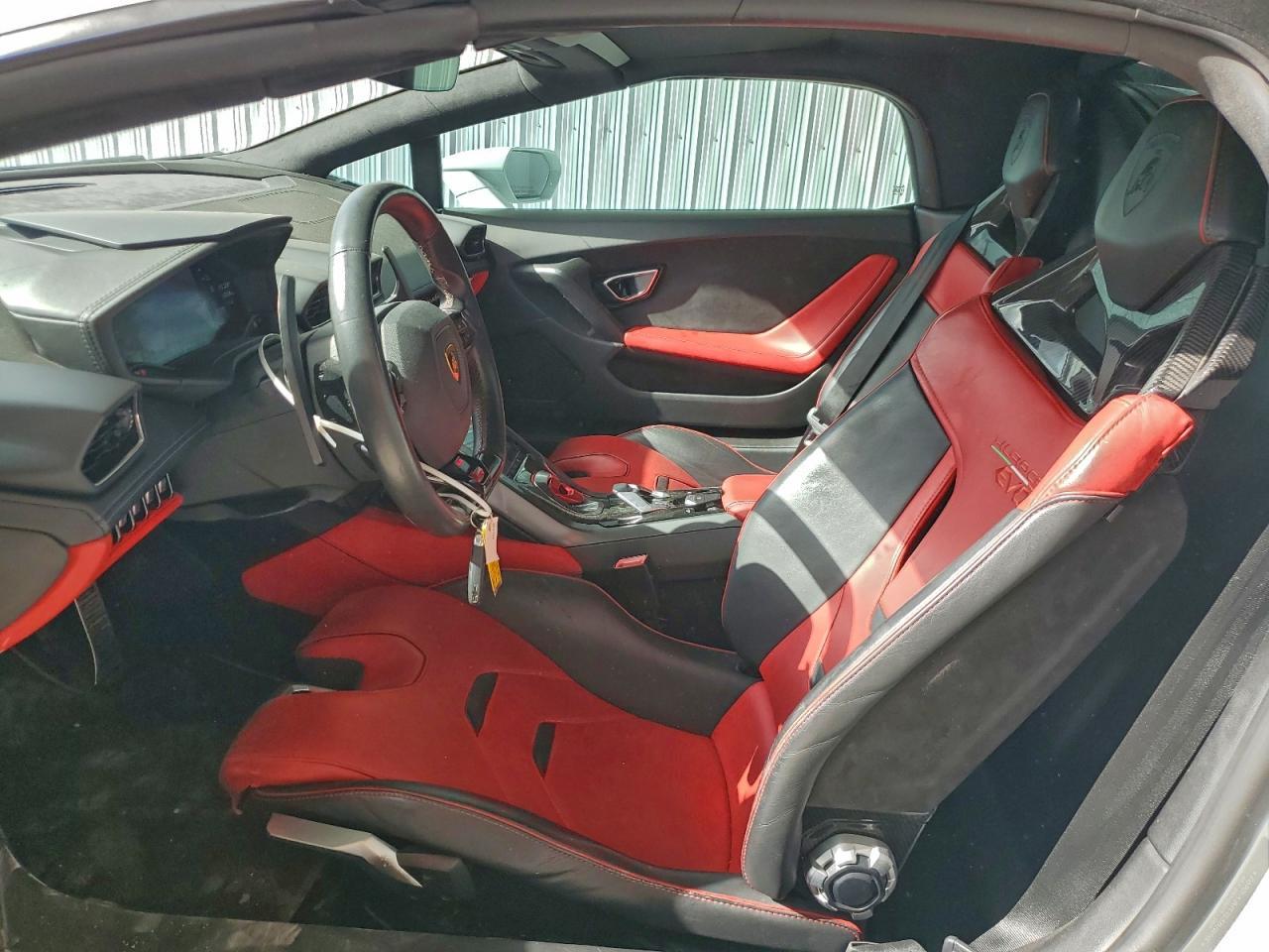 2021 Lamborghini Huracan Evo - zdjęcie 7