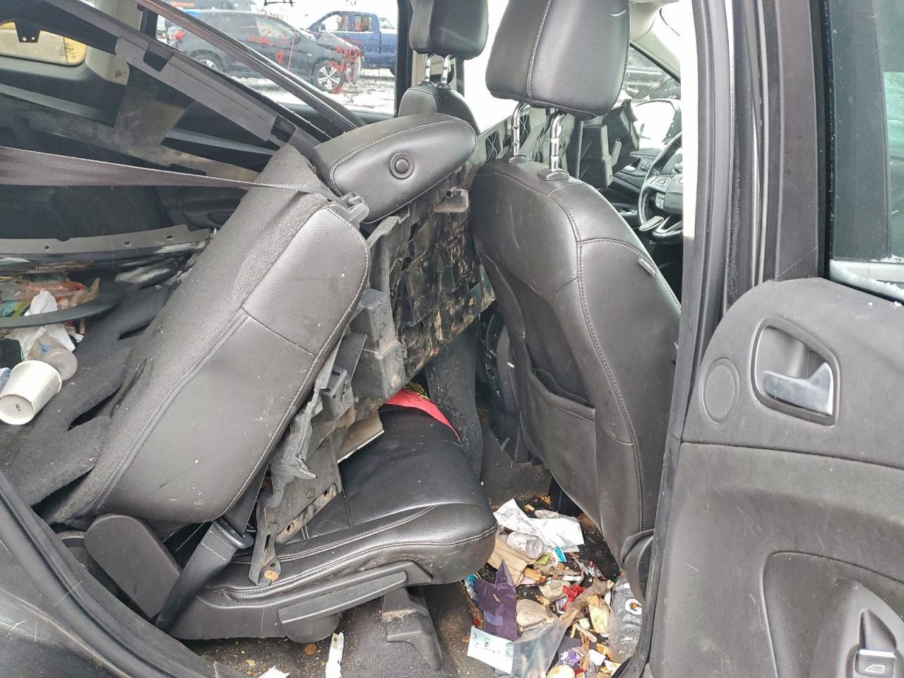 2017 Ford Escape Titanium - zdjęcie 11