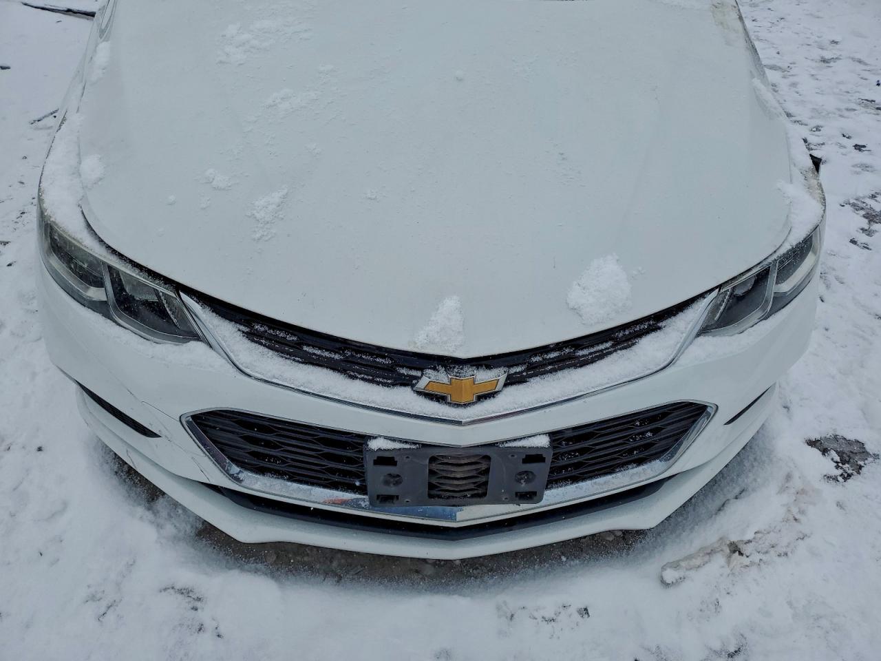 2017 Chevrolet Cruze Ls - zdjęcie 11